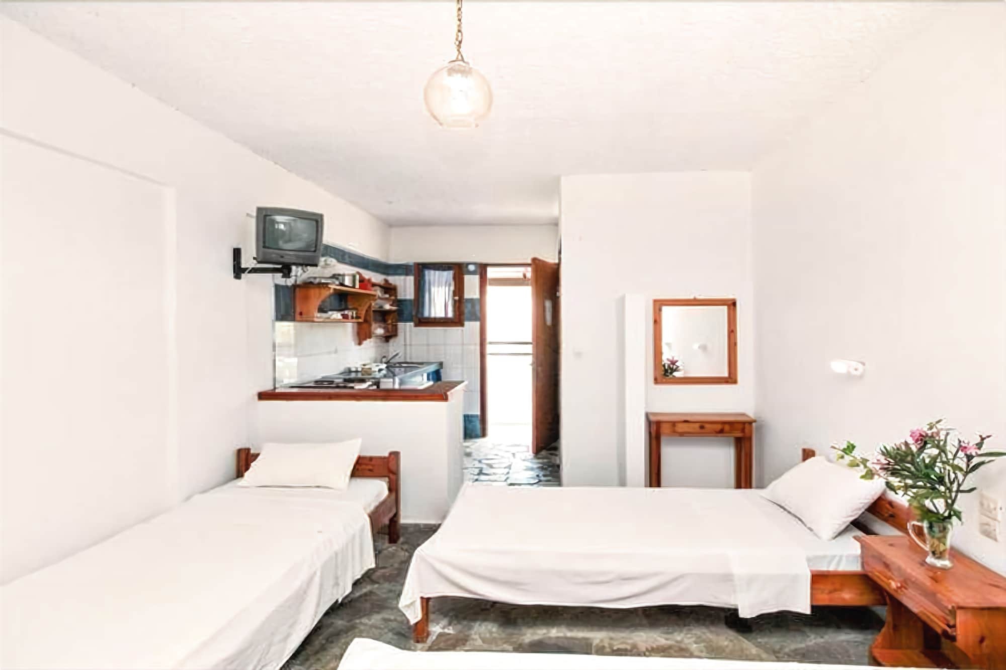 Hotel Christakis Studios Troulos Exterior photo